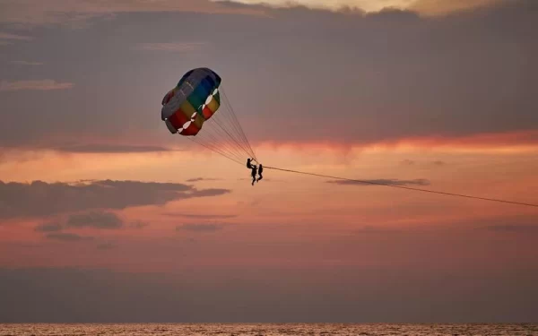 Parasailing In Sharm El Sheikh - Image 2